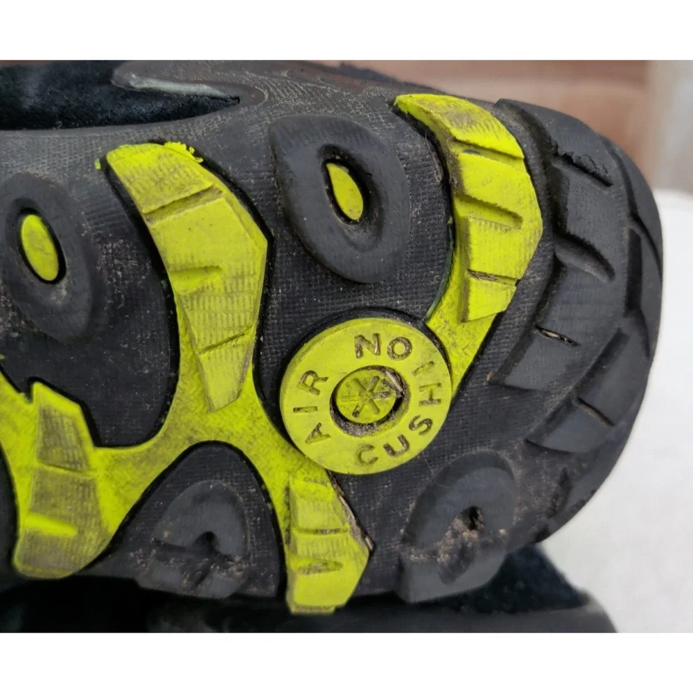 Merrell black tender